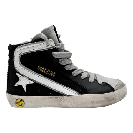 GG SNEAKERS B V - GGB2300001055